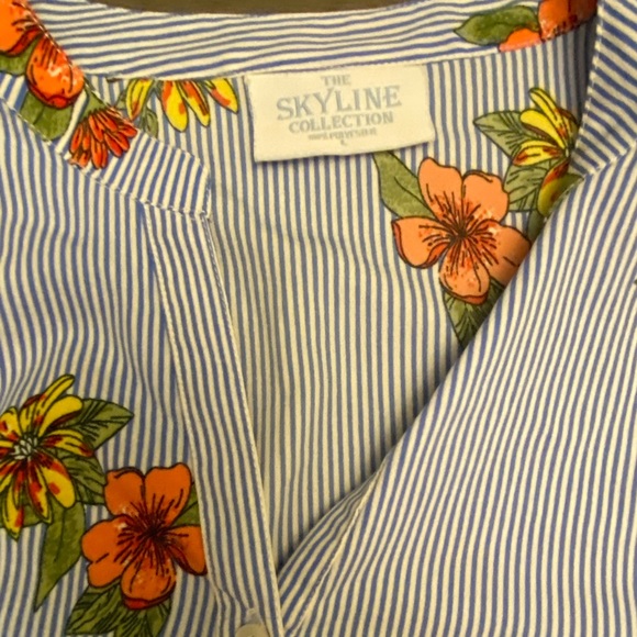 Floral/Striped blouse - Picture 3 of 3